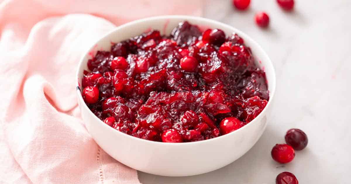 Make-Ahead Cranberry Sauce: Flavorful Tips for Holiday Success